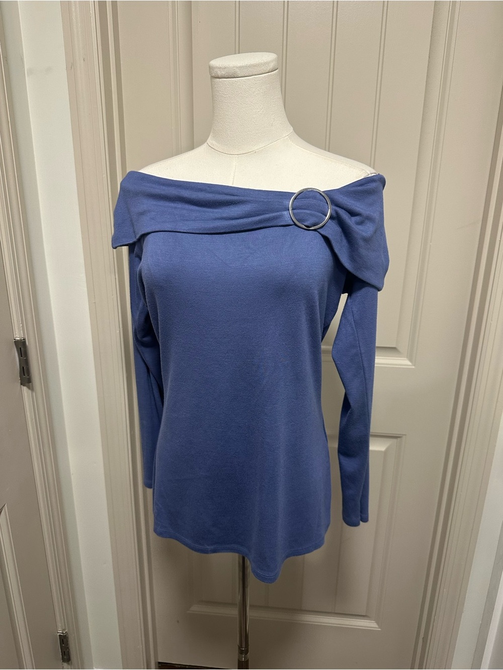 Y2k Off-Shoulder Ring-Detail Long Sleeve Top in Periwinkle